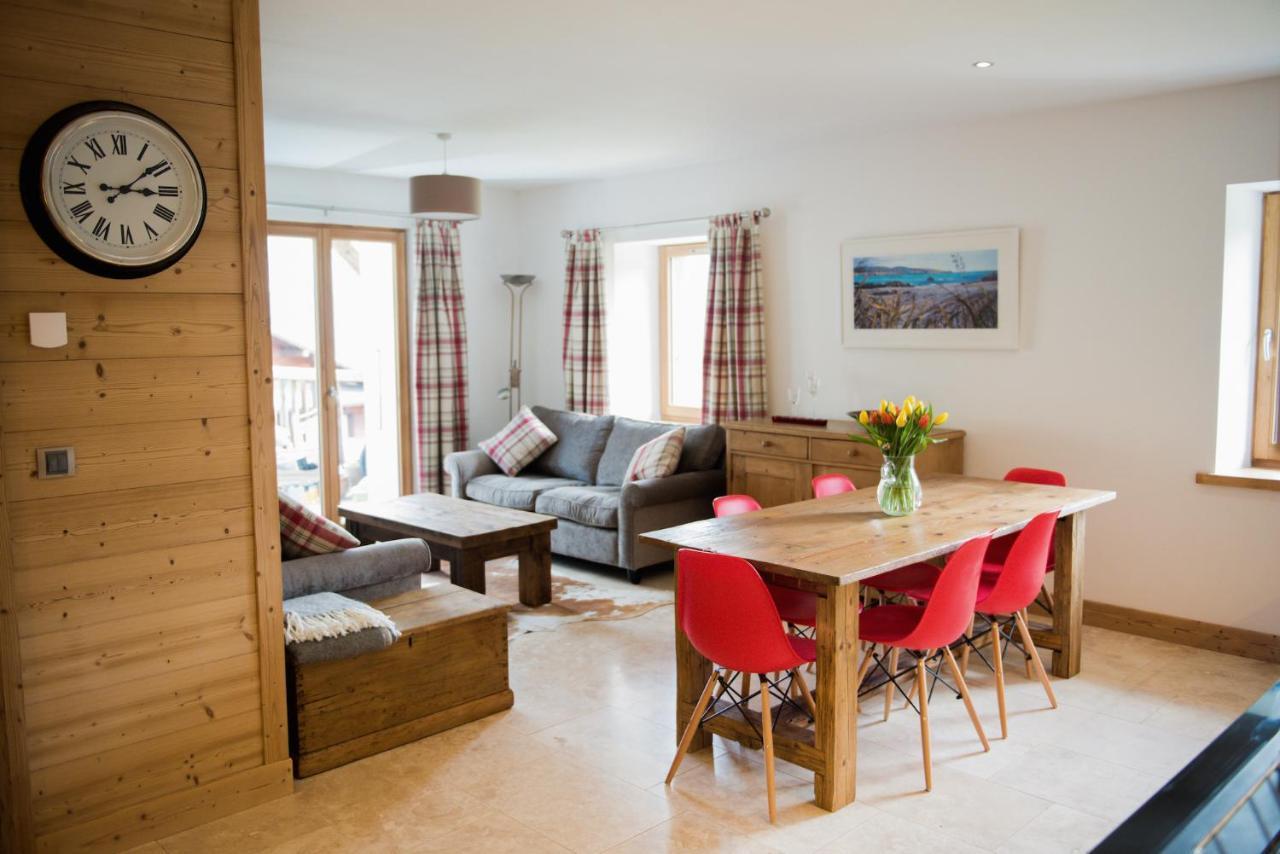'Petite Ferme Les Bouts' Apartment, Sleeps 6, Nr Morzine La Cote d'Arbroz Eksteriør billede